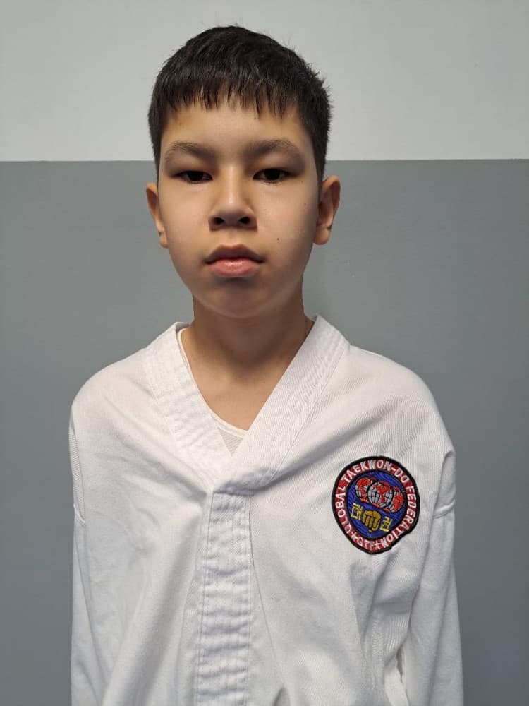 Султан А.